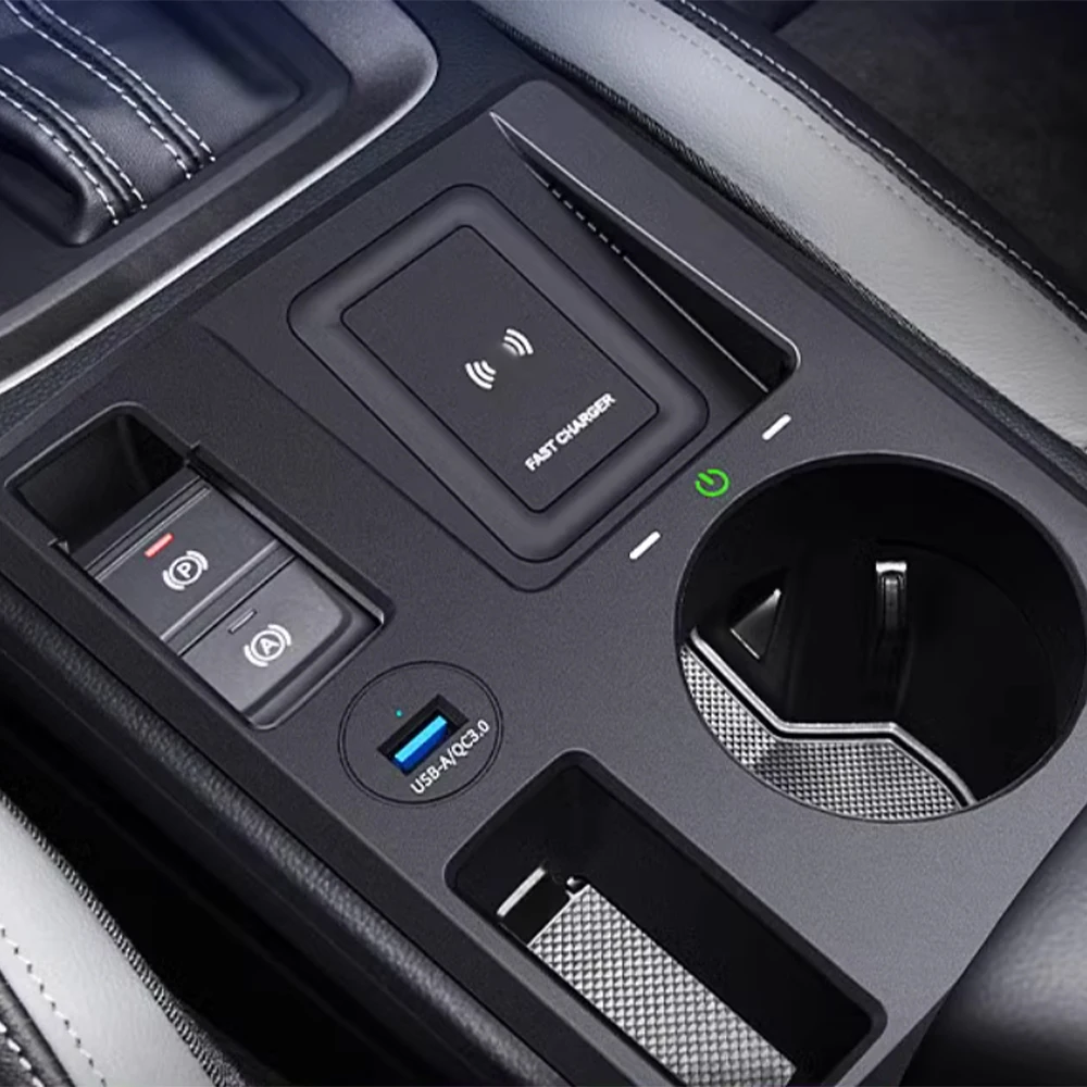 Plug and Play Wireless phone charger For Audi Q3 2019 2020 2021 2022 2023 Charging pad mobile holder interior accessories