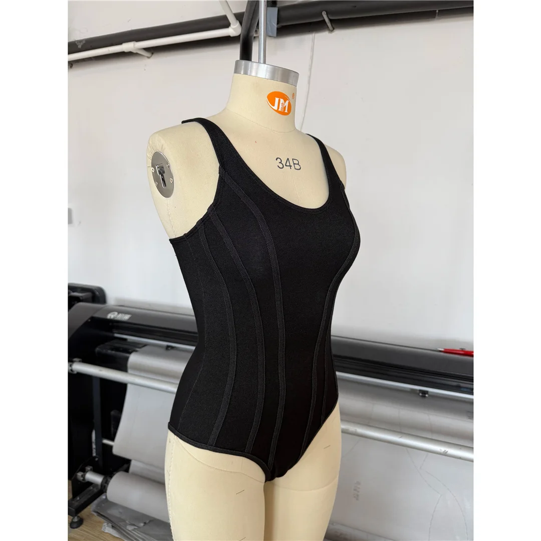 S - XXL Schwarzer, rückenfreier, einteiliger Badeanzug mit Schnürung, Damen-Bademode, weiblicher Badeanzug mit hohem Beinausschnitt und Polsterung, Badeanzug, Modell V8183 – Detail 9
