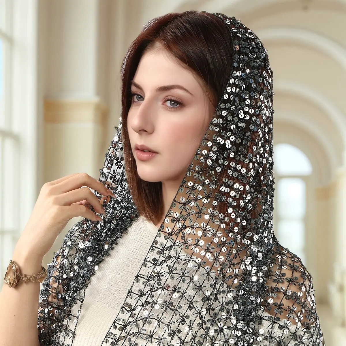 Vintage Golden Sparkle Fransen Schal Party Schal Frauen Luxus Kopftuch Pailletten Deco Wraps Fransen Braut Brautjungfer Hochzeit Cape – Detail 5