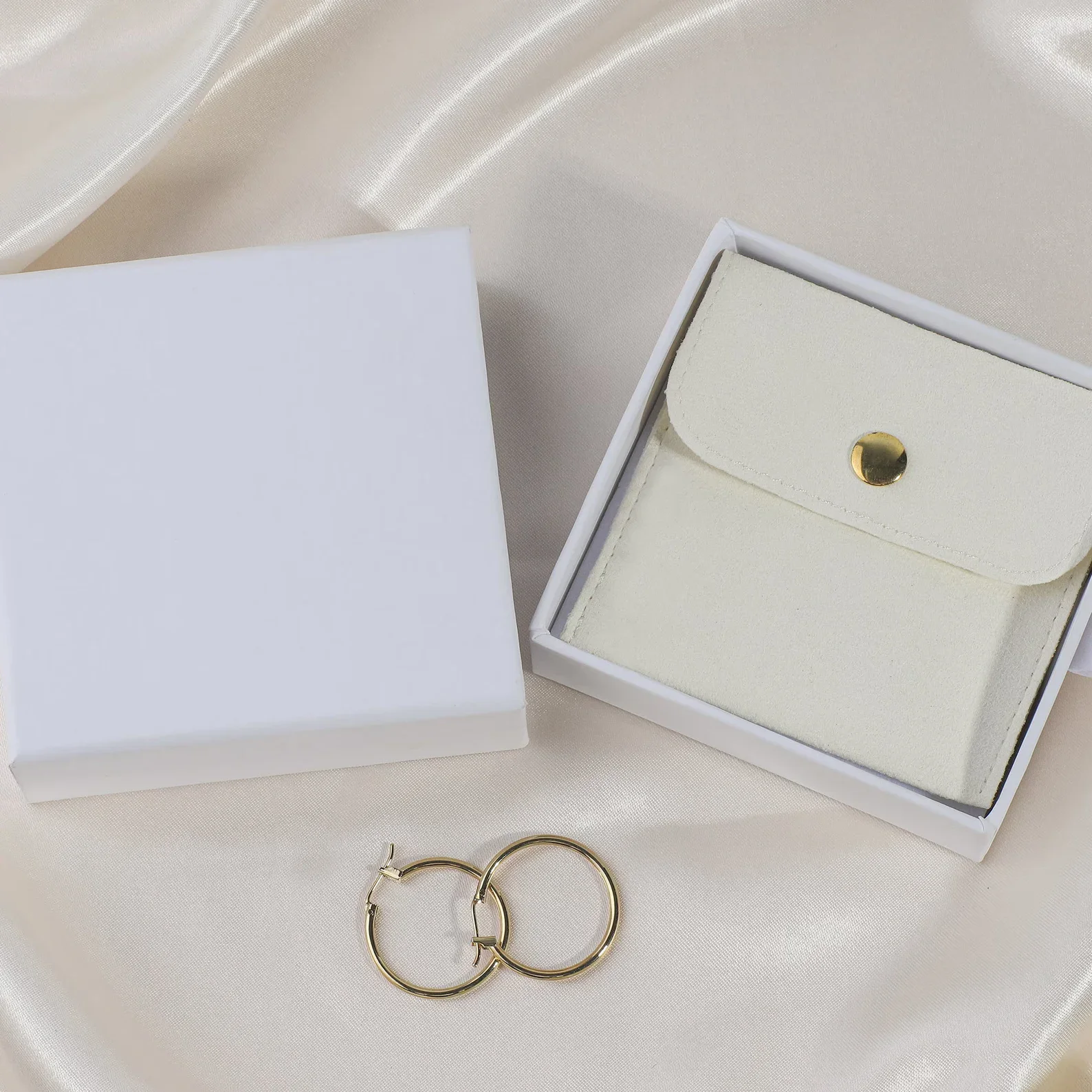 

20 шт. коробка для упаковки ювелирных изделий и набор мешочек, коробки и мешочки для ювелирных изделий на заказ с логотипом оптом