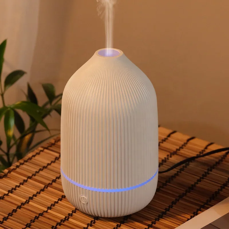 Factory Hot Sale 100ml Usb Woodgrain Essential Oil Ultrasonic Aroma Diffuser With Colorful Light