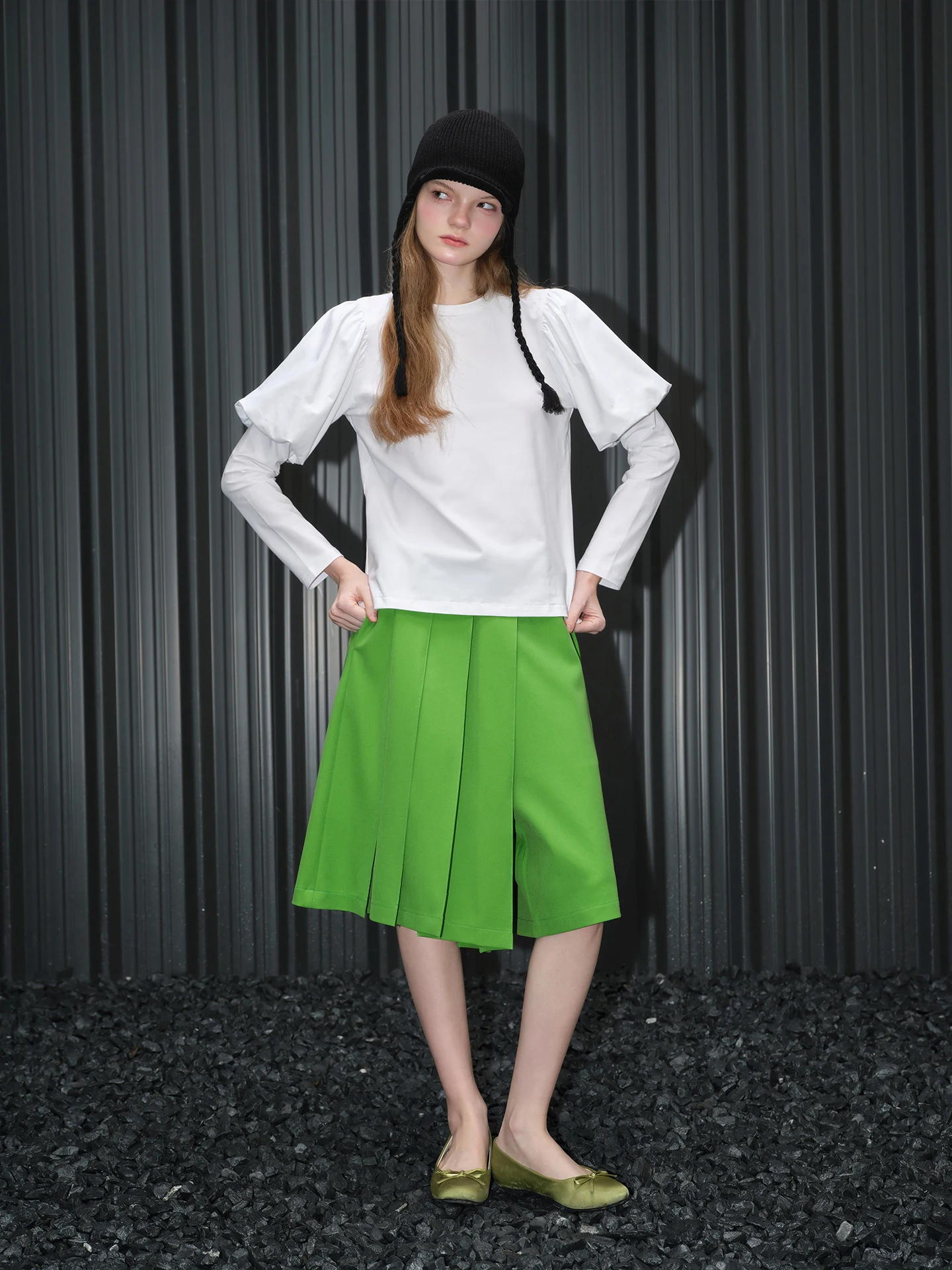 

Элегантные плиссированные брюки-кюлоты женские, длина до середины икры, в уличном стиле, с низкой талией, из смесового полиэстера, весна 2026