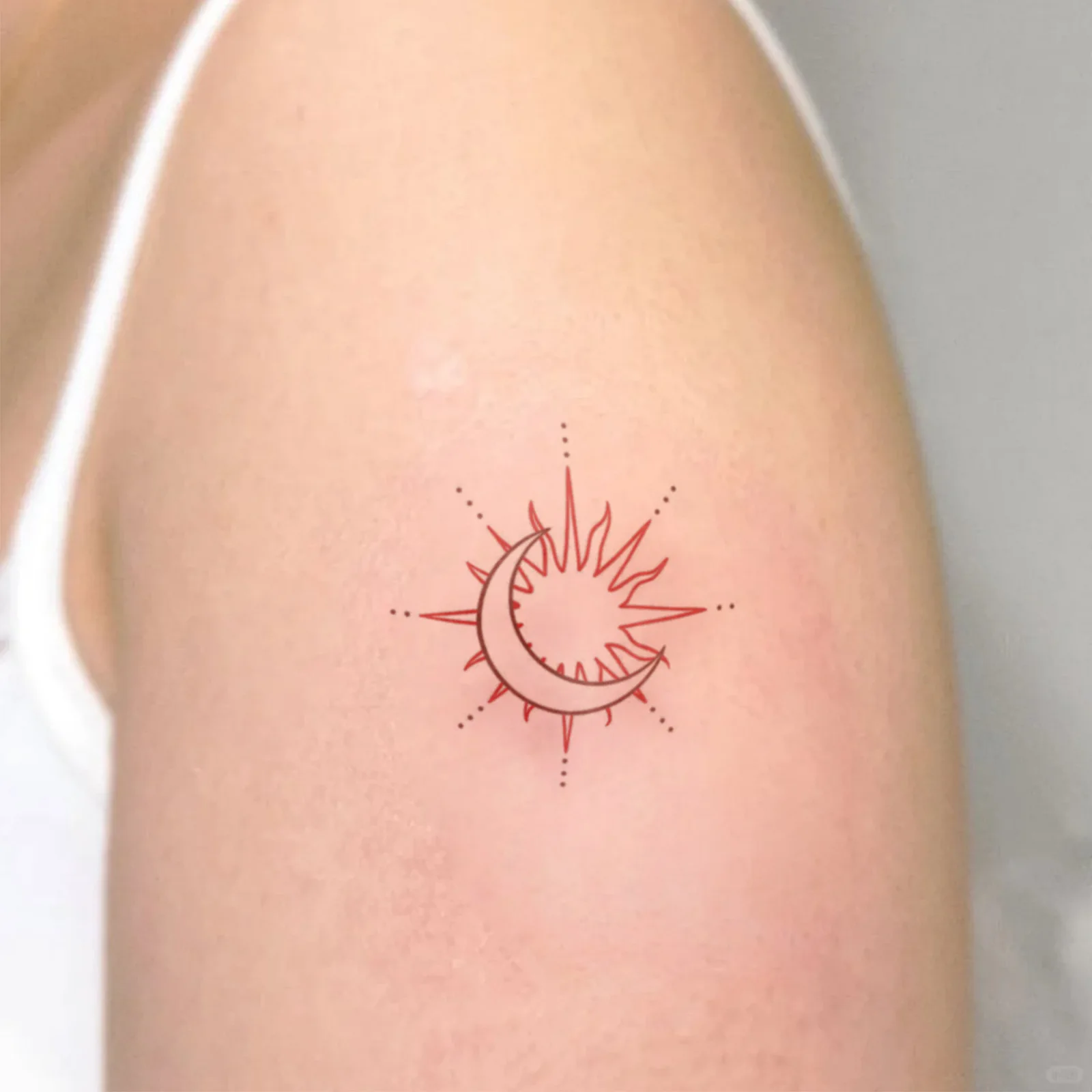 

Minimalist Leaf Vine Tattoo Sticker Waterproof Long Lasting Fine Line Temporary Tattoo for Women Finger Hand