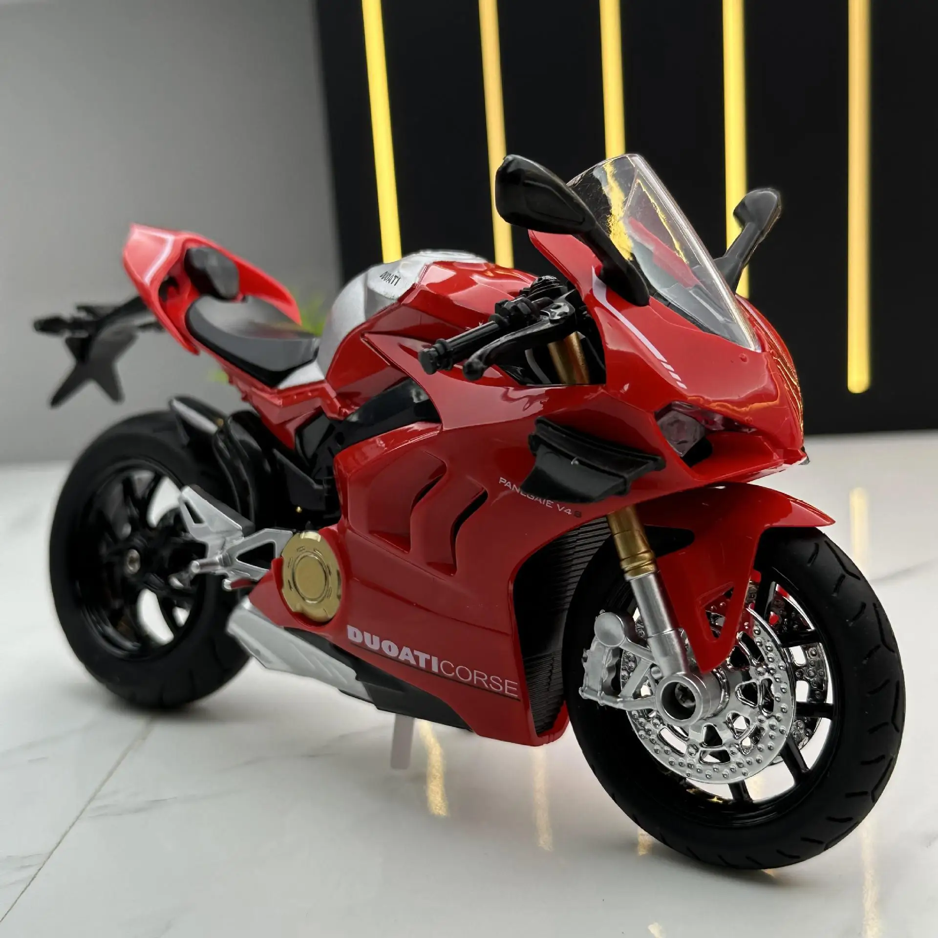 1:12 V4S Alloy Motorcycle Ornament Simulation Diecast Model With Sound Light Collection Toy Car Kid Gift