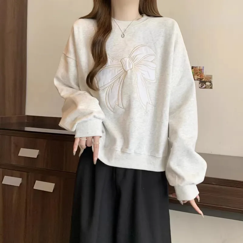 

Футболки женские, топы с круглым вырезом, длинными рукавами, однотонные футболки с вышивкой, свободный крой, пуловер, осень 2024, повседневные базовые легкие эластичные футболки