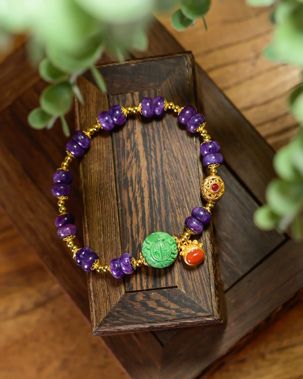 

Браслет из бисера из натурального чароита и жадеита класса А — резные бусины из стерлингового серебра S925, украшения для богатства в китайской энергии