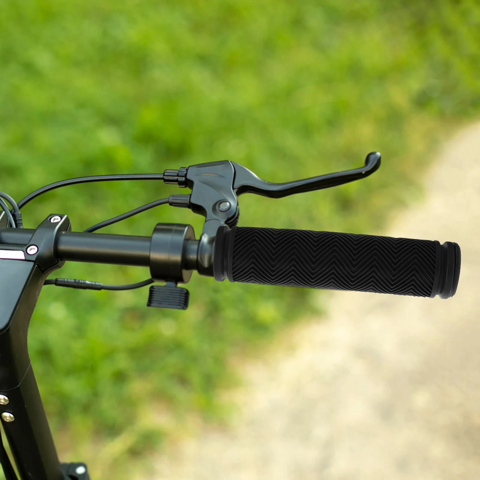 

1Pair Non Slip Rubber Bicycle Handlebar Grips Shock Absorption Dual Pattern Easy Install Black Bike Handle Grips