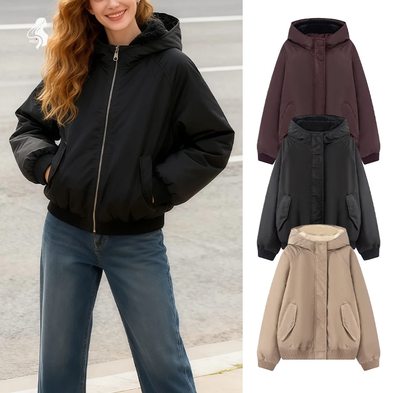 

Женская куртка с капюшоном на флисовой подкладке — варианты бежевого, бордового, черного цвета, теплое зимнее пальто с карманами