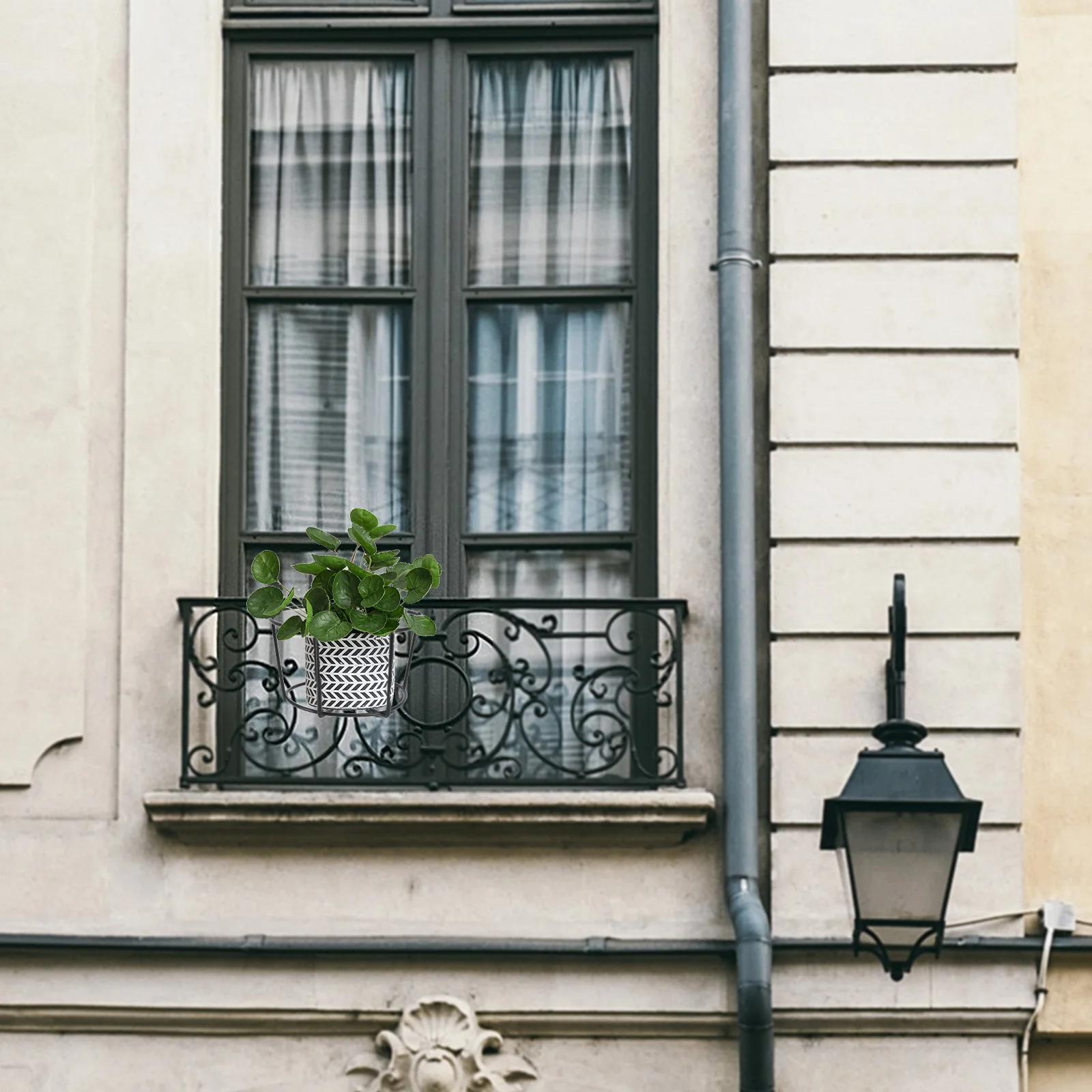 

Black Size S European Style Metal Flowerpot Stand Succulent Planter Pot for Home Office Decoration Durable Iron Flowerpot Shelf