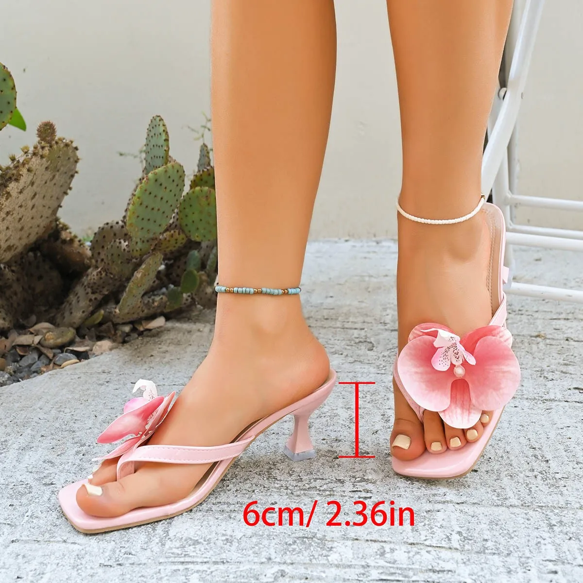 Women's Sandals Mid Flared Heel Thong Mules Square Toe Slip on Slippers Floral Decoration Patent Look Summer Vacation Footwear
