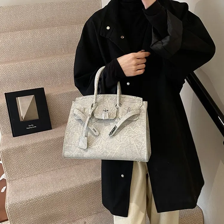 حقيبة كيلي الجديدة من قماش الدنيم لعام 2025 - محفظة كروس/كتف/حمل متعدد الاتجاهات، حقيبة يد بوهو أنيقة للنساء، عصرية ومتينة