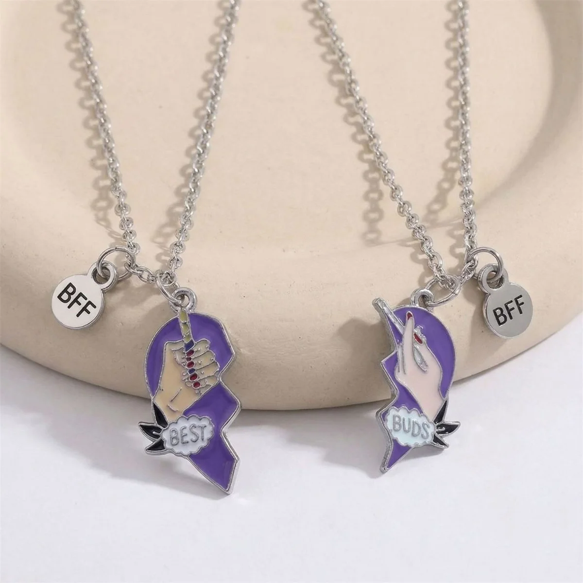 2 Stück, niedliche und einzigartige Herzförmige Magnetkette, süßer Anhänger, Schlüsselbein-Kette, Accessoire, Geschenk für Freunde, Familie, Paare. – Detail 5