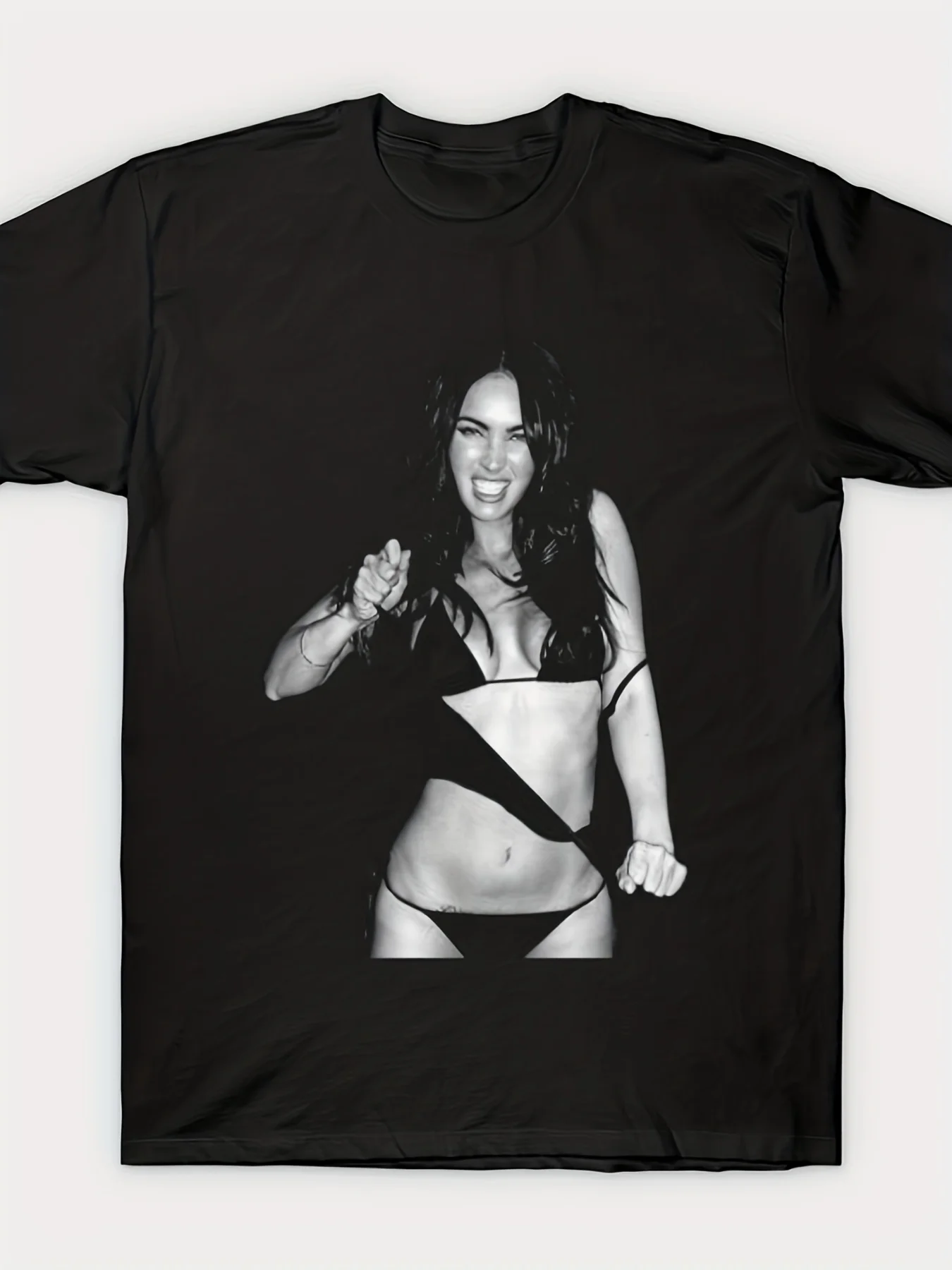 Megan Fox Bikini Camiseta gráfica masculina para homens estilo ocidental camiseta unissex disponível no armazém local camiseta grande