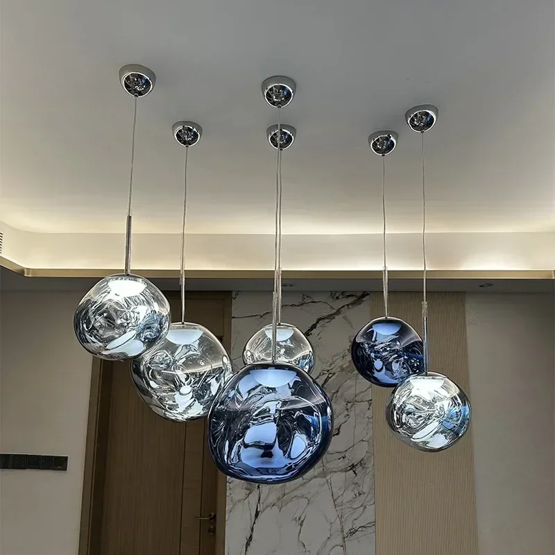 2025 جديد ملون الاكريليك LED الثريا غرفة المعيشة الفاخرة مطعم الدرج فيلا شقة قلادة مصباح إضاءة ديكوريّة المنزل