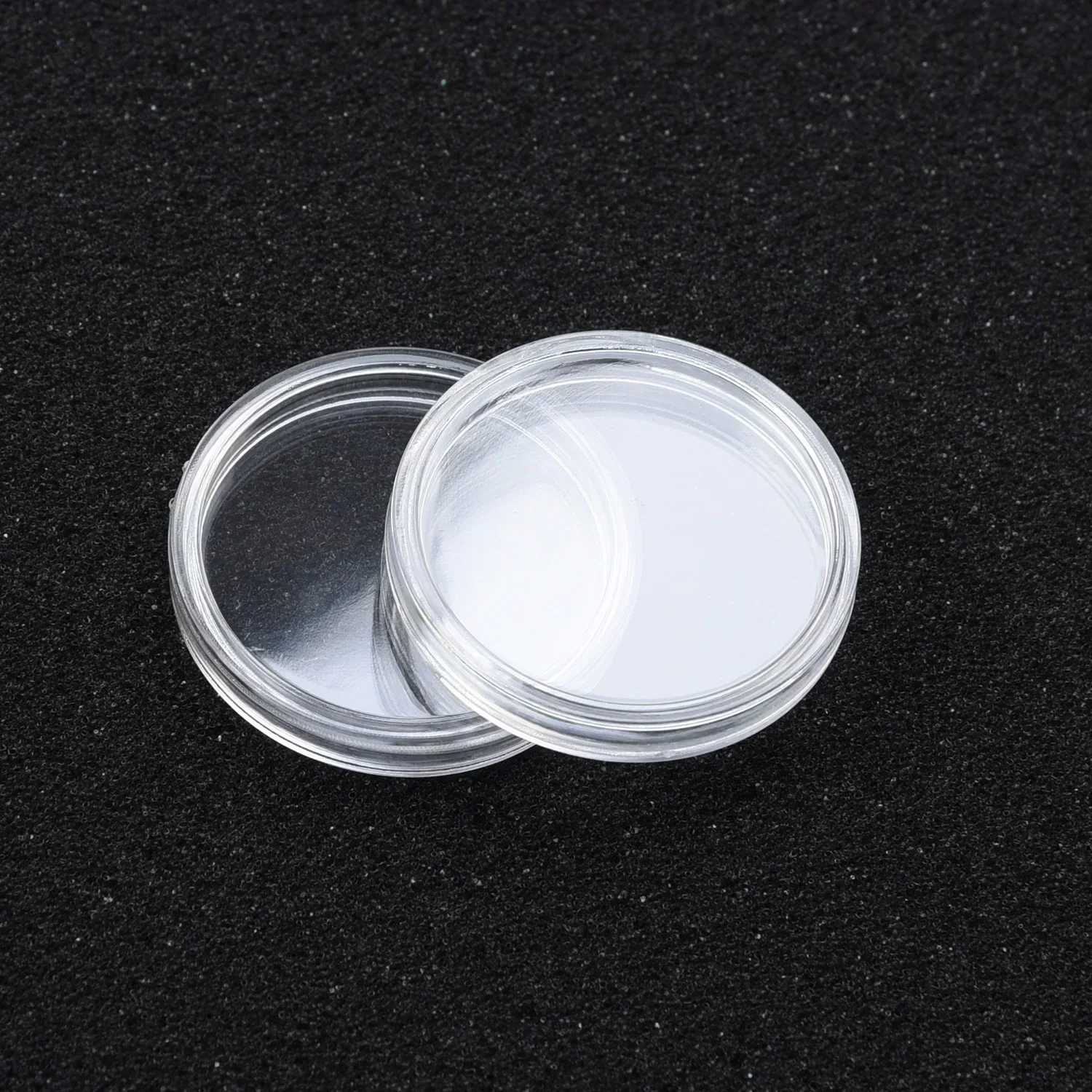 

Protect Your Precious Coin Collection with 100 Pack Clear Plastic Collectibles Storage Cases 30mm Round Coin Boxes