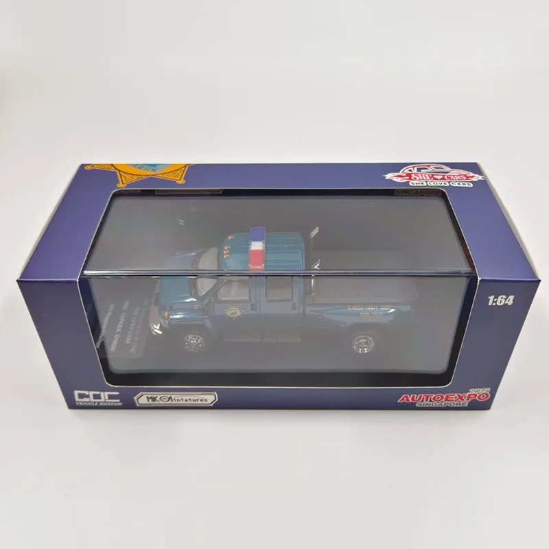 GOC 1/64 scale SUBURBAN 2015 alloy car model，GOC 1:64 Toptick&