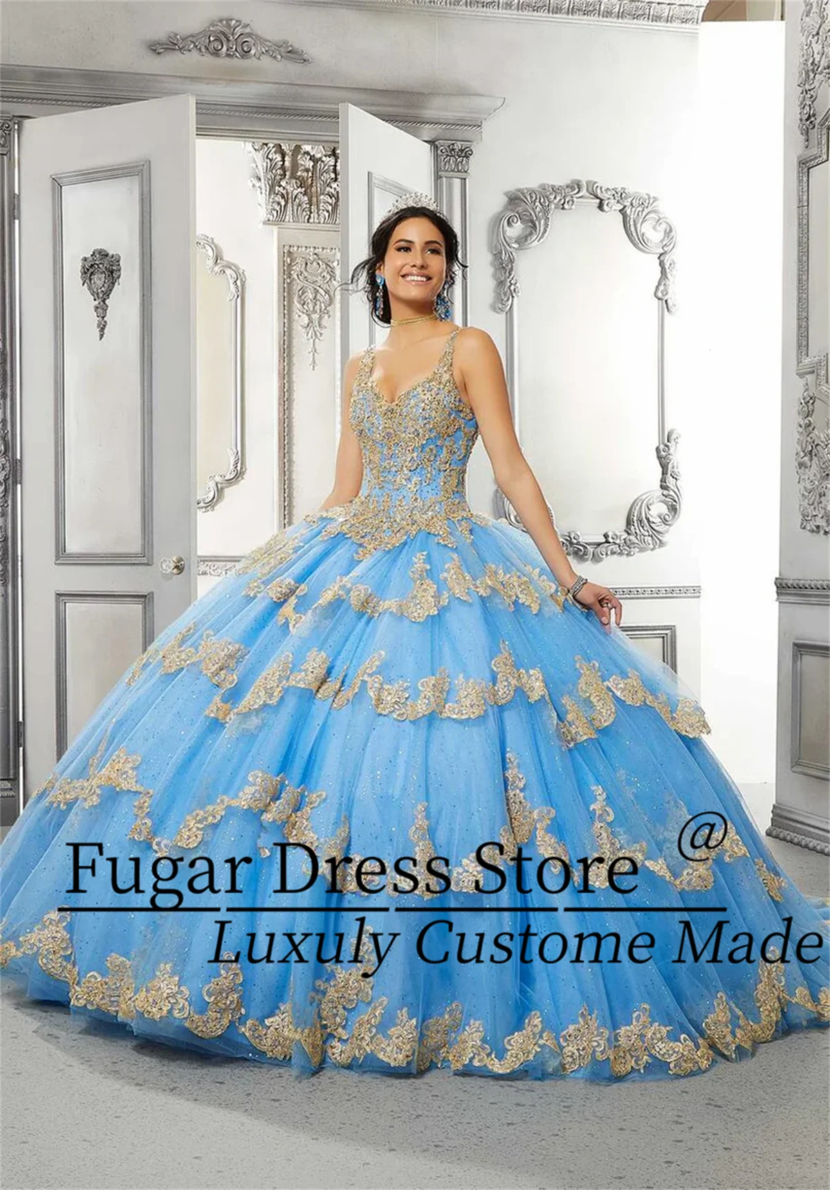 Lovely Scalloped Edges Quinceanera Dresses Luxuly Lace applique shining crystal Beads Birthday Prom Party Sweet 16 Gowns Corset