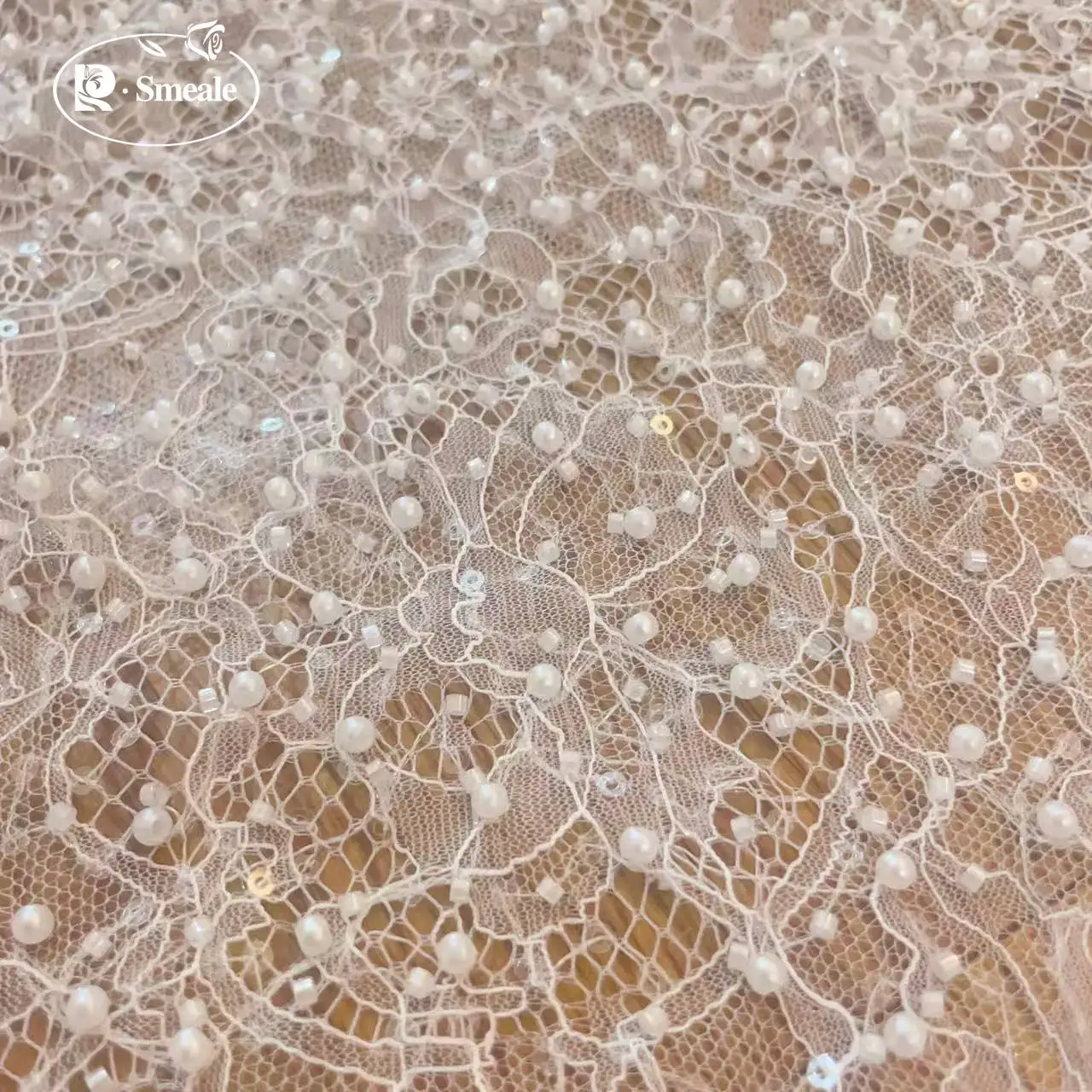 SMEALE Weiße Perlen Pailletten Spitzenstoff Luxuriöses Abendkleid Französische Spitze Braut Hochzeitsstoff. Stoffe zum Nähen. – Detail 9