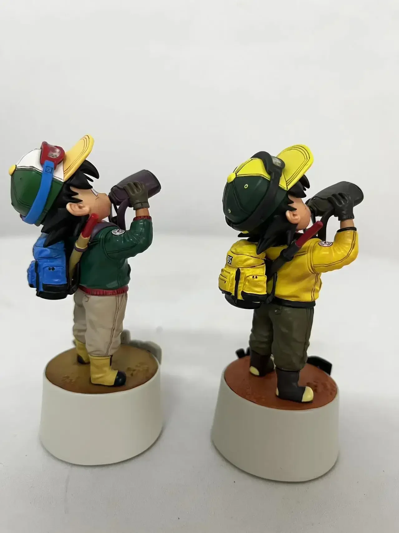 10cm Dragon Ball personaje de dibujos animados agua potable pequeño Goku PVC figura de acción modelo estatua colección decoración juguetes regalo