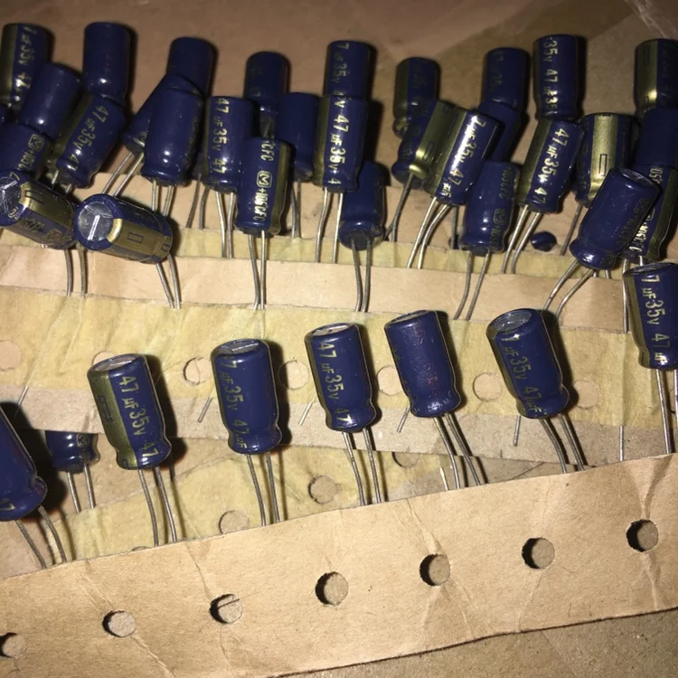 

30PCS/lot Matsushita(PC) original japan 105C Radial FC Series Ultra-low internal resistance electrolytic capacitor free shipping