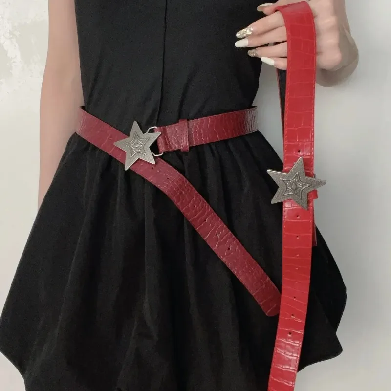 جديد الشرير Y2k نمط الخماسية نجمة مشبك حزام للنساء بولي Leather جلد أحمر موضة حزام البنطال الجينز كل المتطابقة حزام الهيب هوب حزام #1