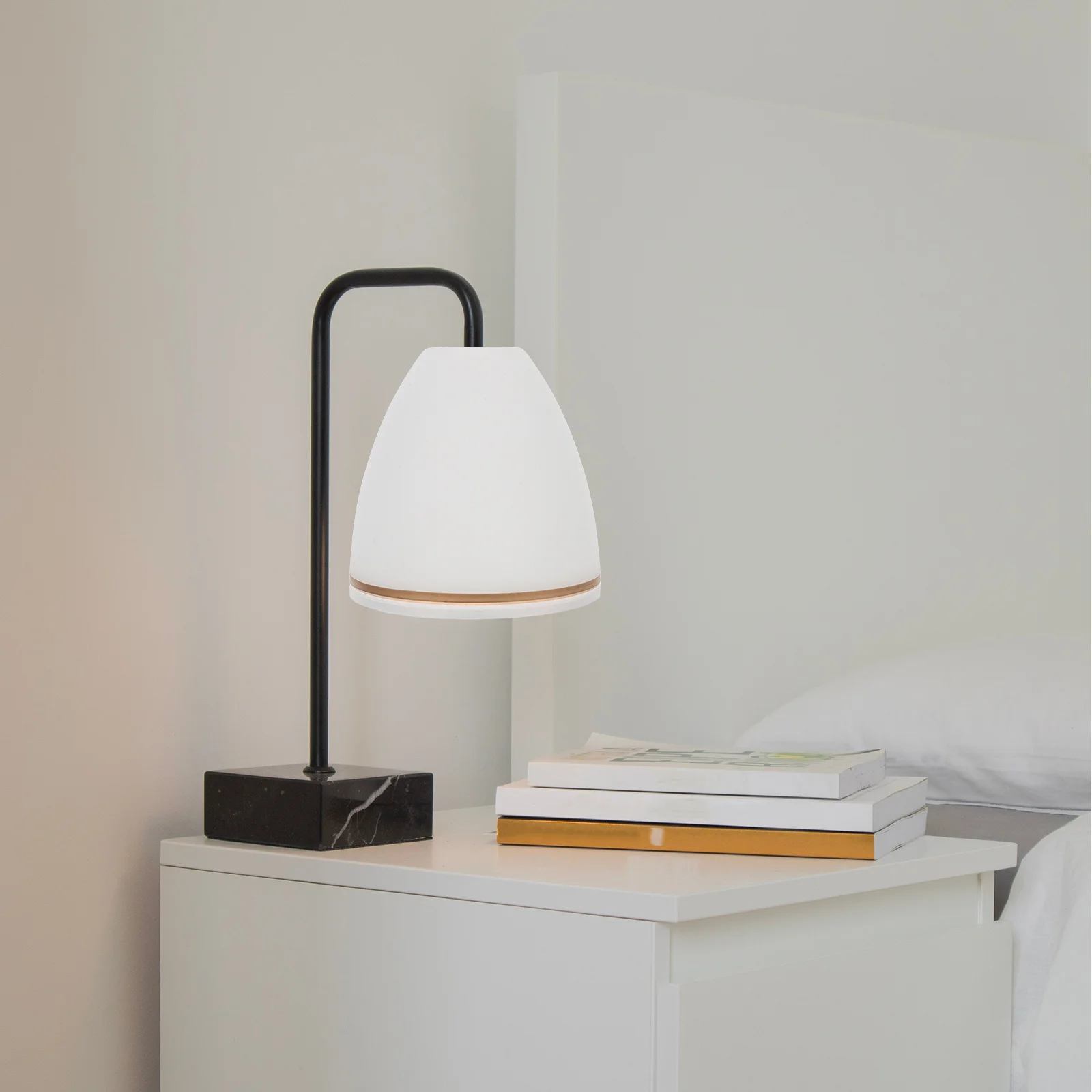 

Replacement Glass Lamp Shade for Indoor Lighting Fixtures Modern Decorative Cover for Living Room Bedroom Study Bar