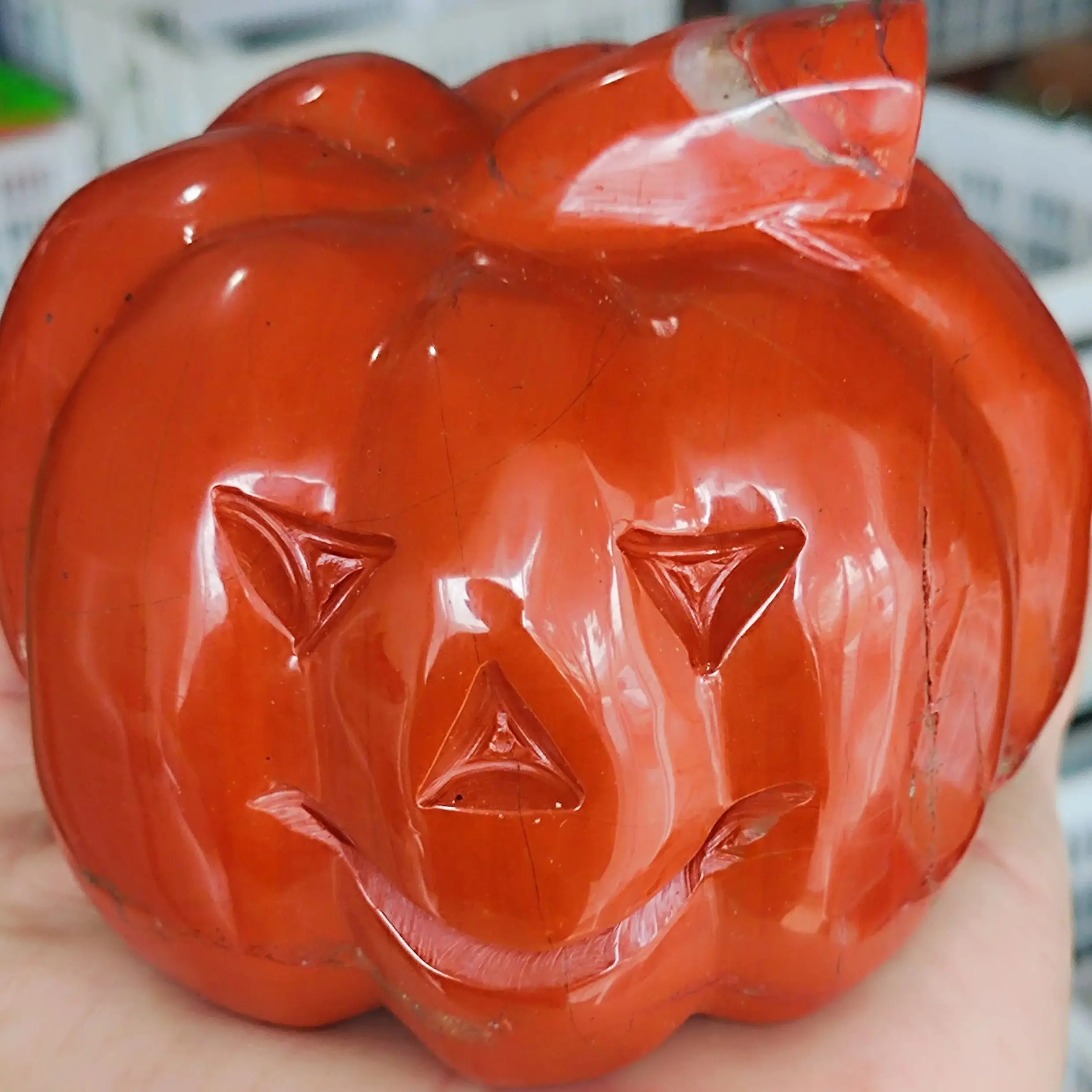 

Natural Red Jasper Quartz Mineral Carving is a Professional Gift for Halloween Pumpkins and Christmas, Home Decorations