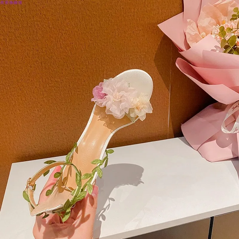 2024 Summer New Pink Fairy Style Flower Vine Open Toe Wedding Shoes Slim Heel High Heel Shoes with One Belt Women's Shoes