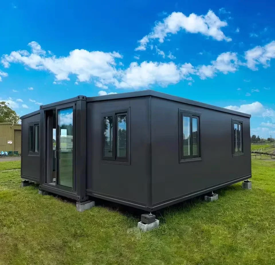 Luxury High Quality 20ft 40ft Expandable Shipping Container House Tiny 2 3 4 Bedrooms Australian Standards Granny Flat For Sale