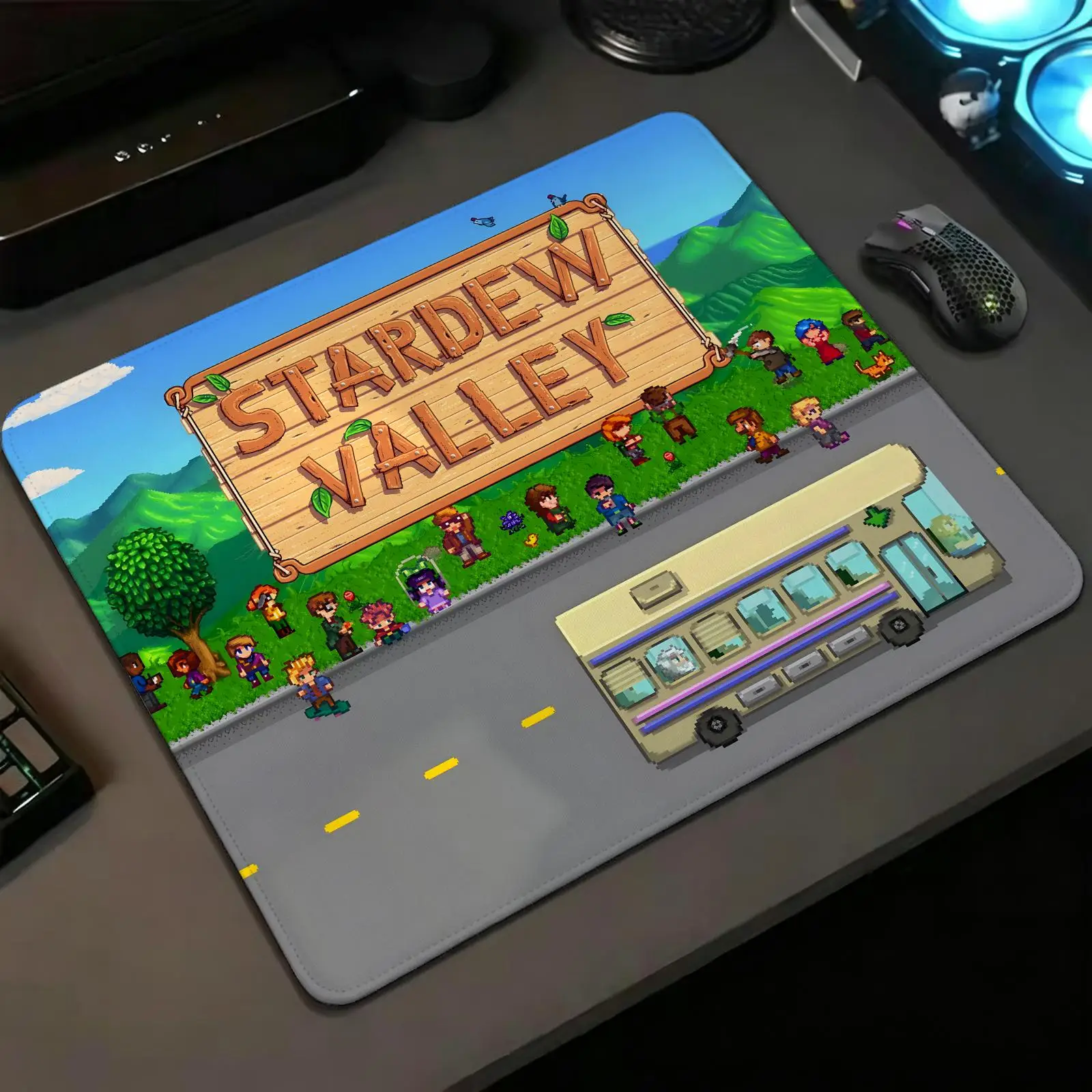 Compact S/M/L E‑Sports Pad, Stardew Valley Mouse Pad Tough Stitched Border for Lightweight Portable Laptop and Office Gaming