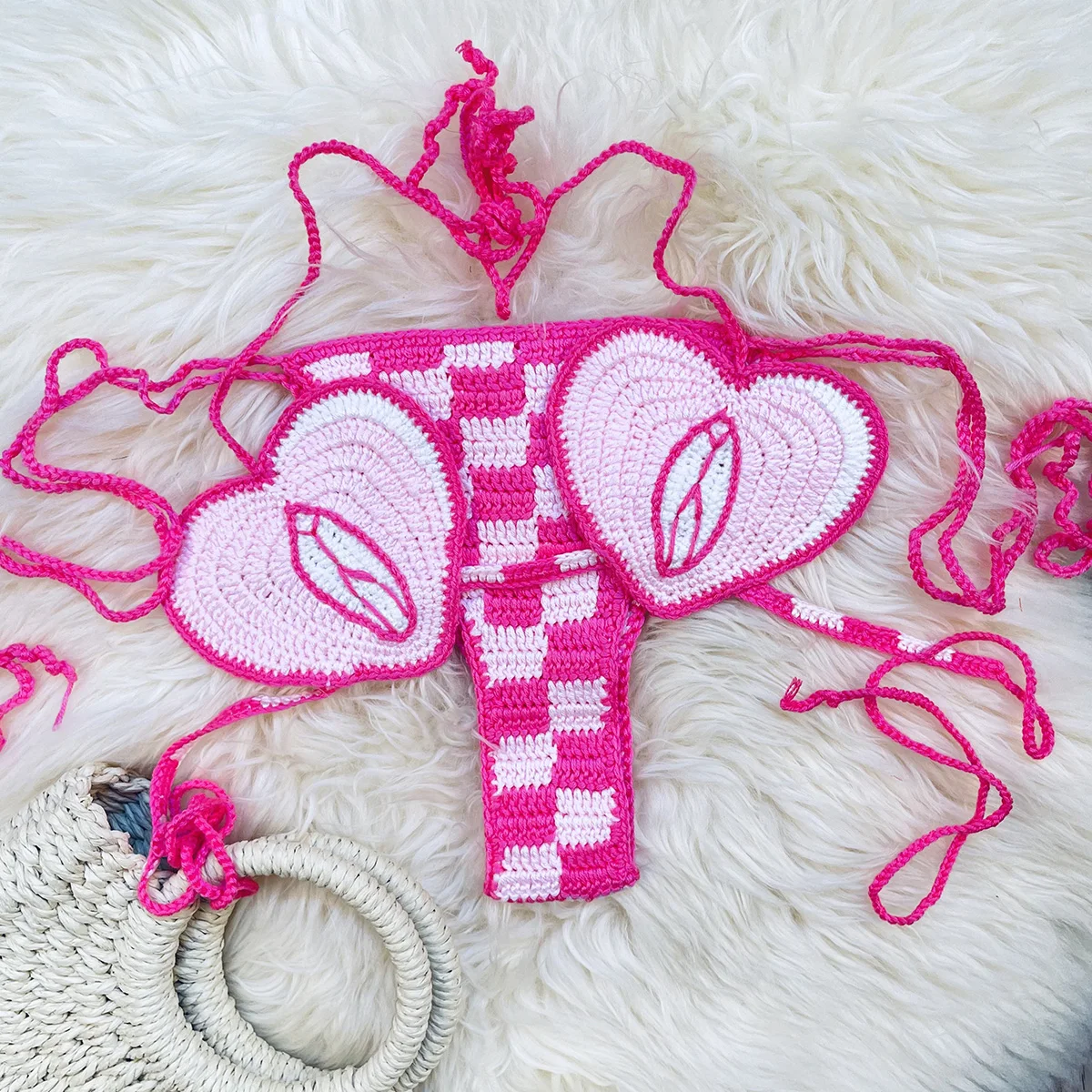 

LOVE Crochet Bikini Set Sexy Thong Bikinis 2025 Pink Blocks Swimwear Women Bathing Suits Push Up Beach Halter 2 Pieces Swimsuit