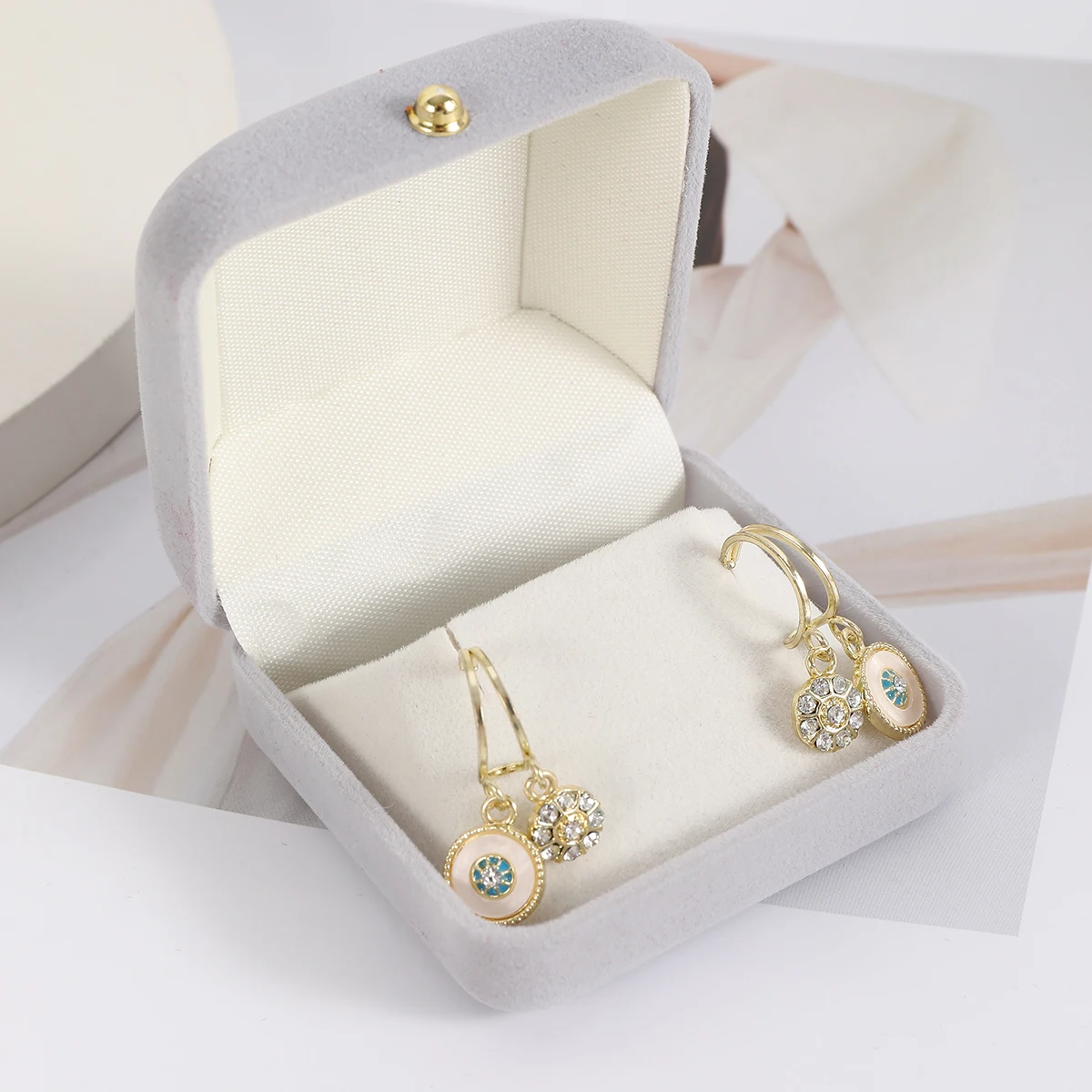 

Stud Earrings Storage Box Drop Earrings Pendant Organizer Case Highly Velvet Small Necklace Jewelry Display Gift Packaging Boxes