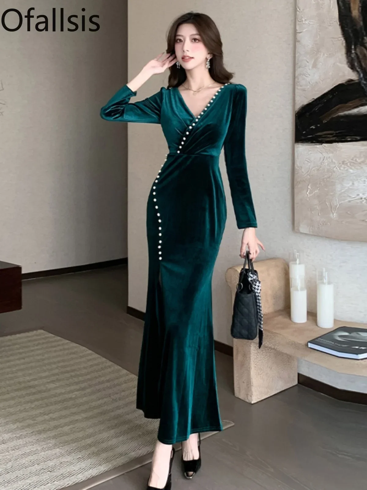 Ofallsis Green Temperament Socialite Sexy V neck Long Sleeved Gold Velvet Dress 2024 New Contrasting Long Tight Fitting Dresses