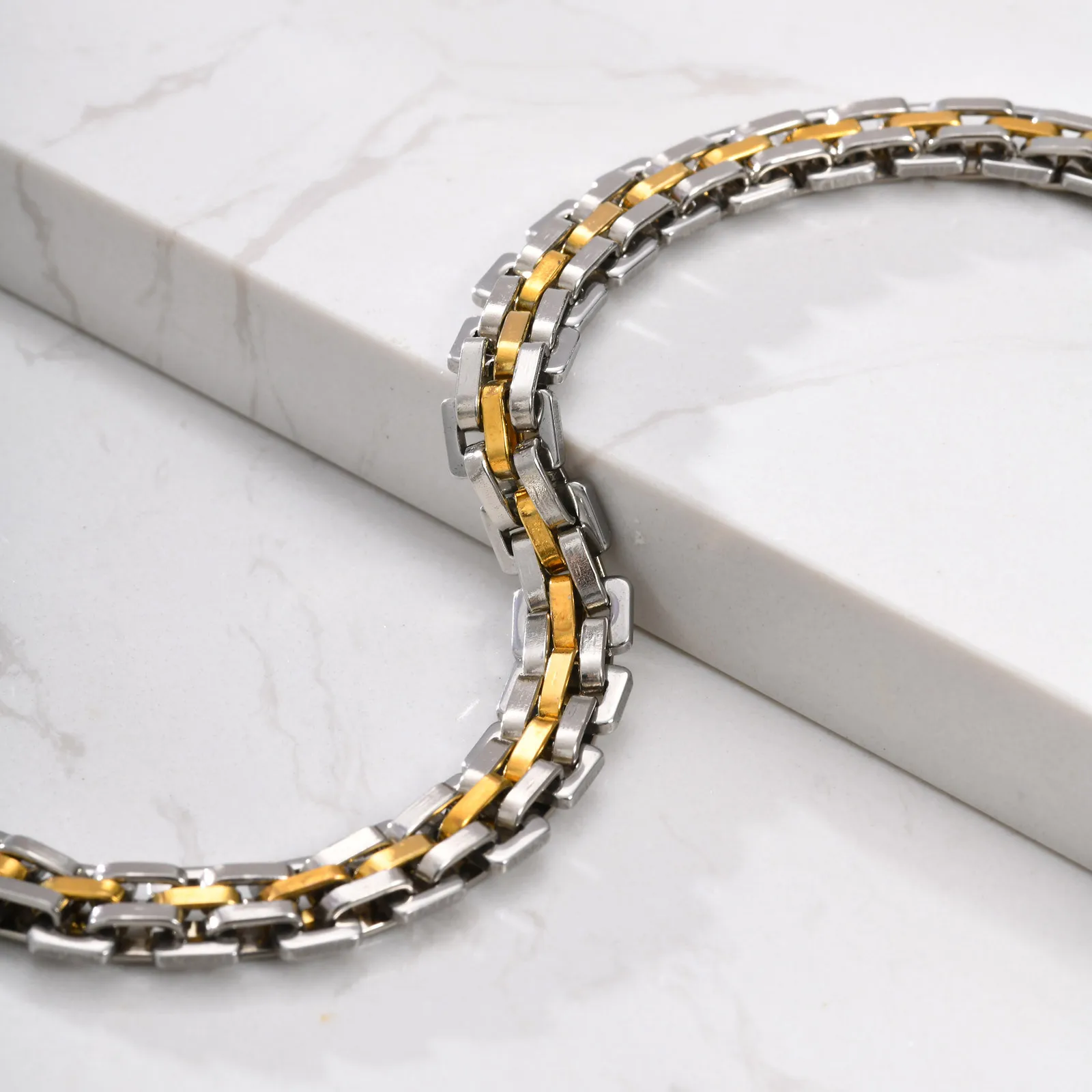 أساور سلسلة حزام أنيقة من Vnox للرجال، بعرض 8.7 ملم وطول 20.7 سم من الفولاذ المقاوم للصدأ، سوار معصم، هدايا مجوهرات عيد الأب