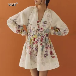 VGH Casual Floral Printing Mini Dress For Women V Neck Patchwork Fungus Lantern Sleeve High Waist Pleated Dresses Female Fashion