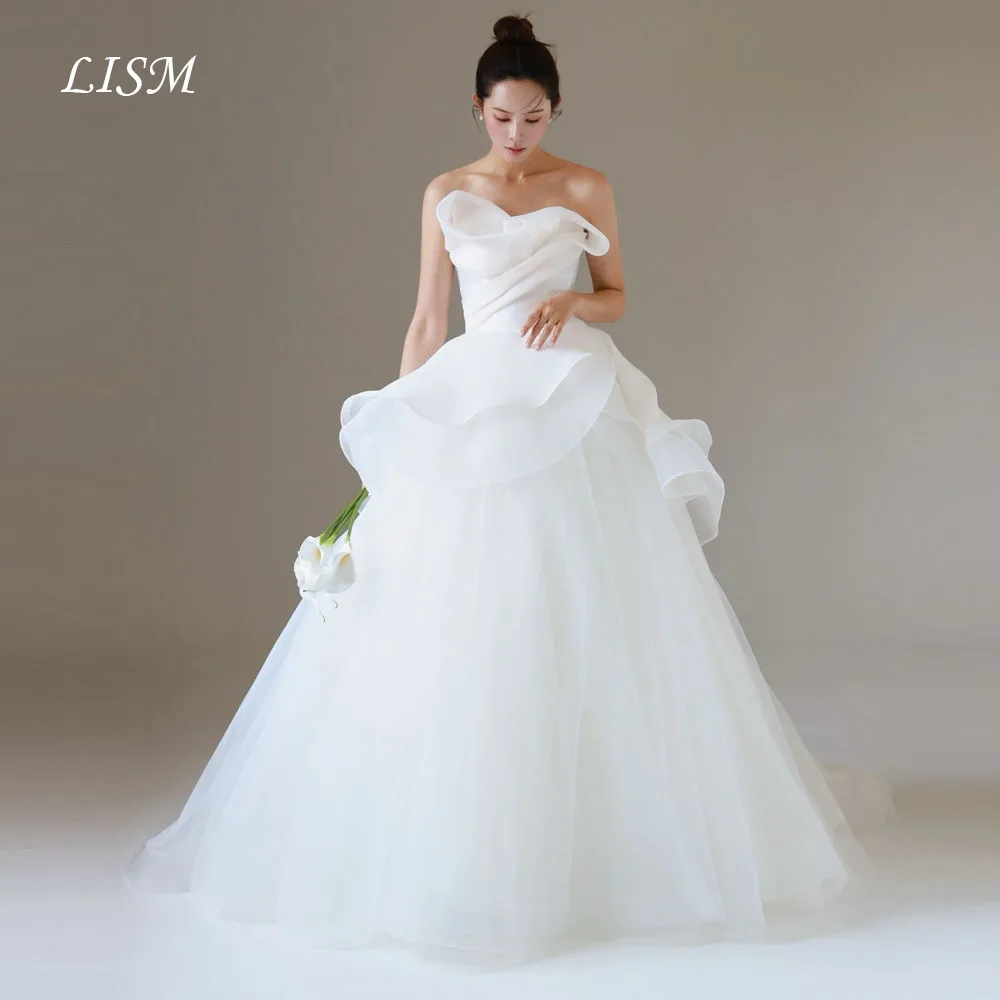 

LISM Strapless A-Line Simple Korea Wedding Dress Tulle Silk Elegant Long Bridal Gown Photo Shoot Customize Corsets 웨딩드레스