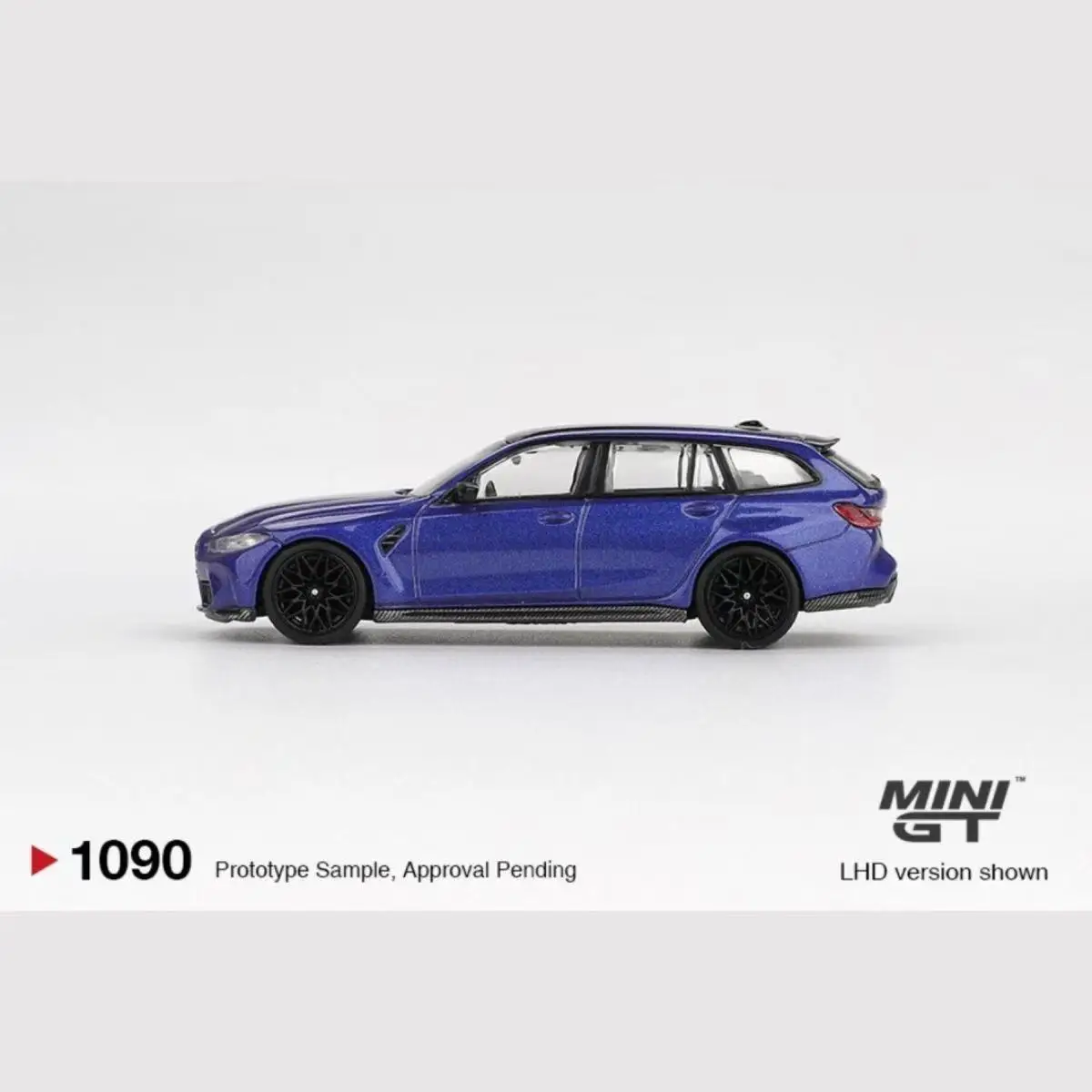 MINIGT 1:64 BMW M3 Competition Touring alloy car model 1090
