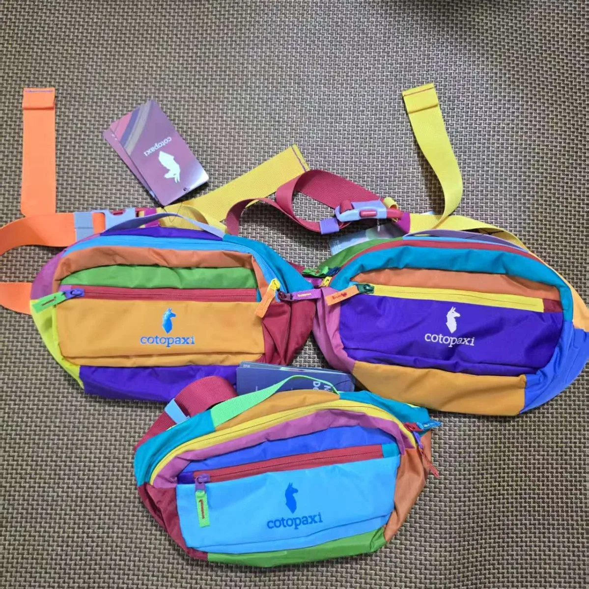 Tas Pinggang Multifungsi Ringan Dopamin Fashion Multiwarna 3L Outdoor Baru