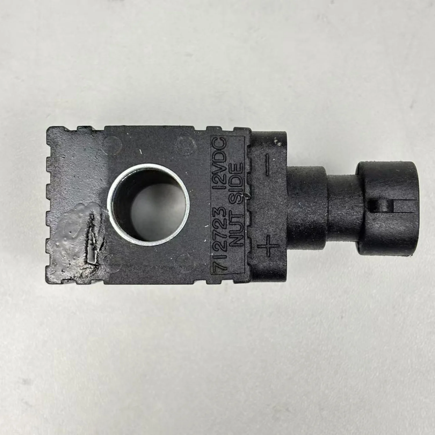 Solenoid Valve Coil RE50782 712723 For John Deere 4050 4250 4450 6215 7600 7610 8300