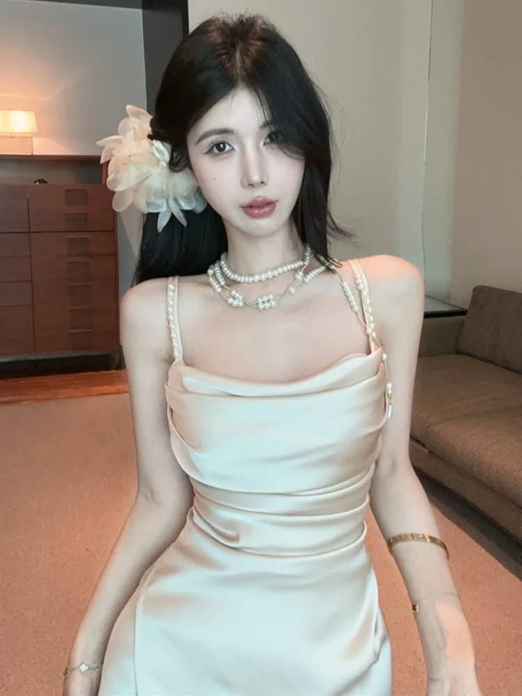

Sexy Korean Style One Shoulder Embellished Dress with Slit And Belt for Women Summer Commute Casual Wear Single Piece