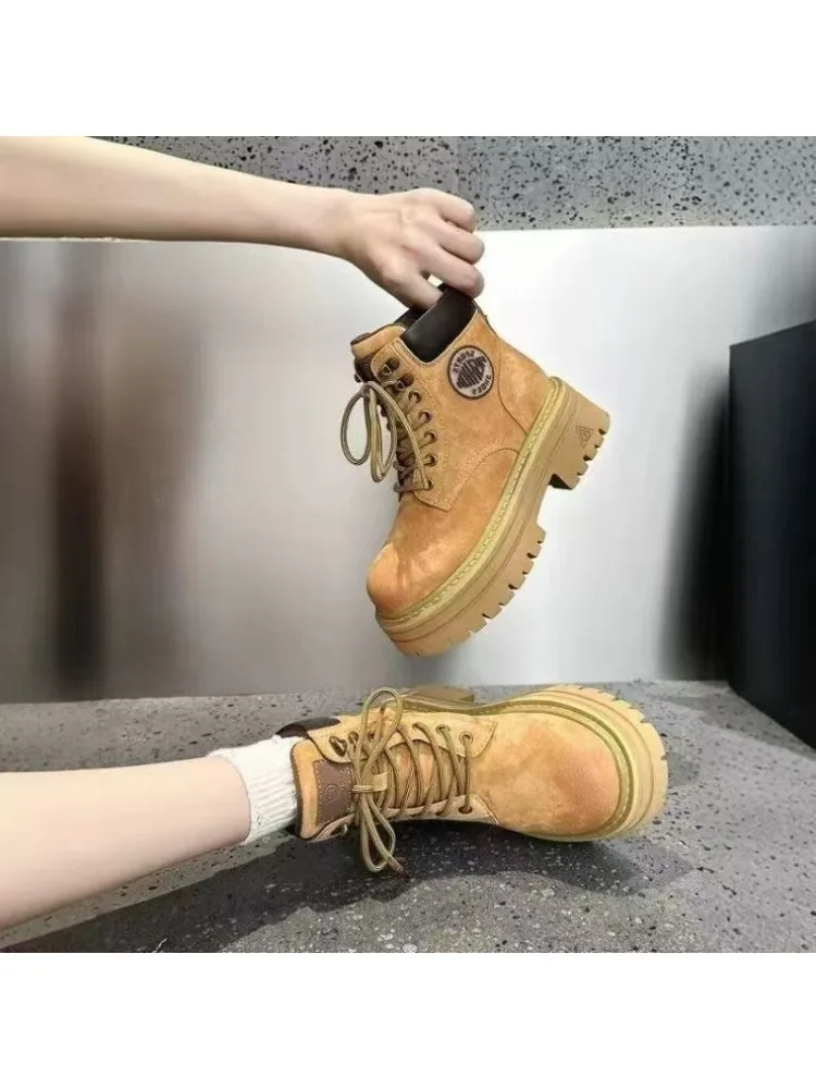 Bottines courtes à talons mi-hauts pour femmes, chaussures montantes à la mode, pour loisirs en plein air, confortables à lacets, nouvelle collection automne-hiver