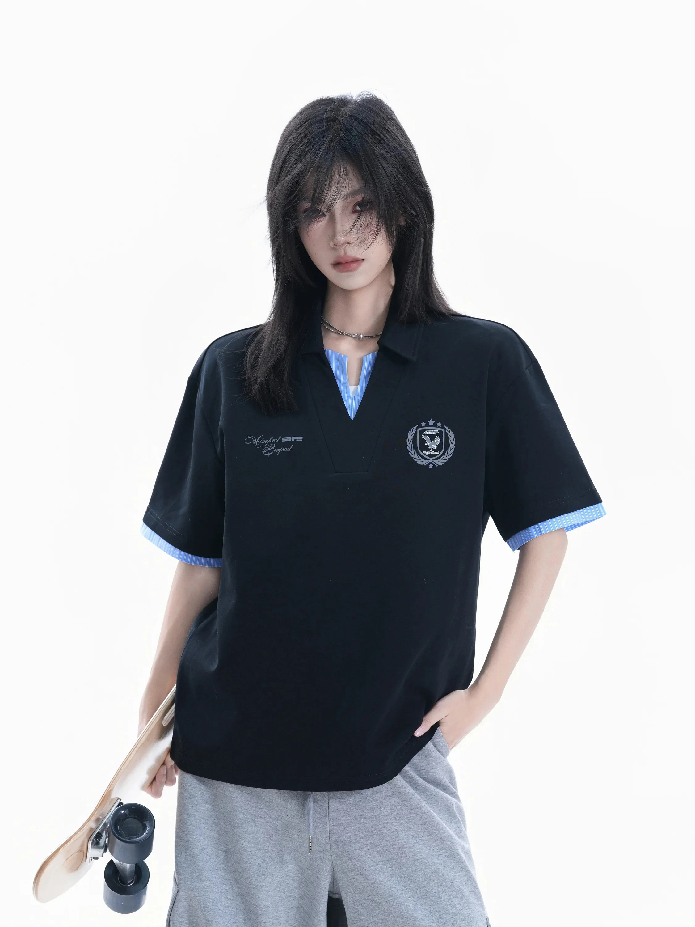 

American Style Loose Fit V-Neck Short Sleeve T-Shirt Badge Print Couple's INS Top Women's Casual Wear Summer Cotton Tees