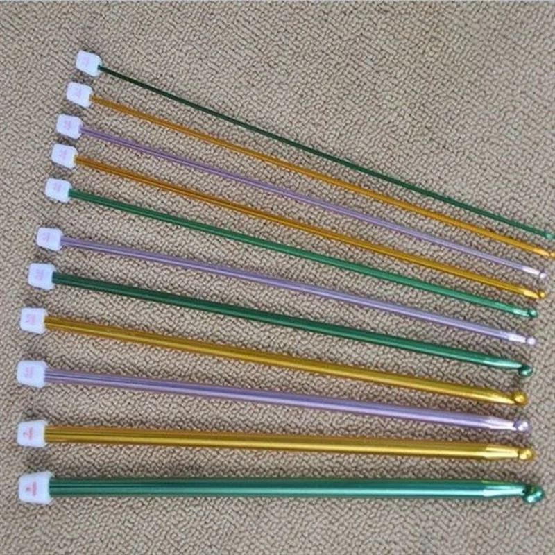 agulha-de-croche-tunisiana-afega-de-aluminio-multicolorida-28mm-tamanho-11-para-acessorios-de-vestuario-cintos-chapeus-cachecois-e-protetores-de-orelha