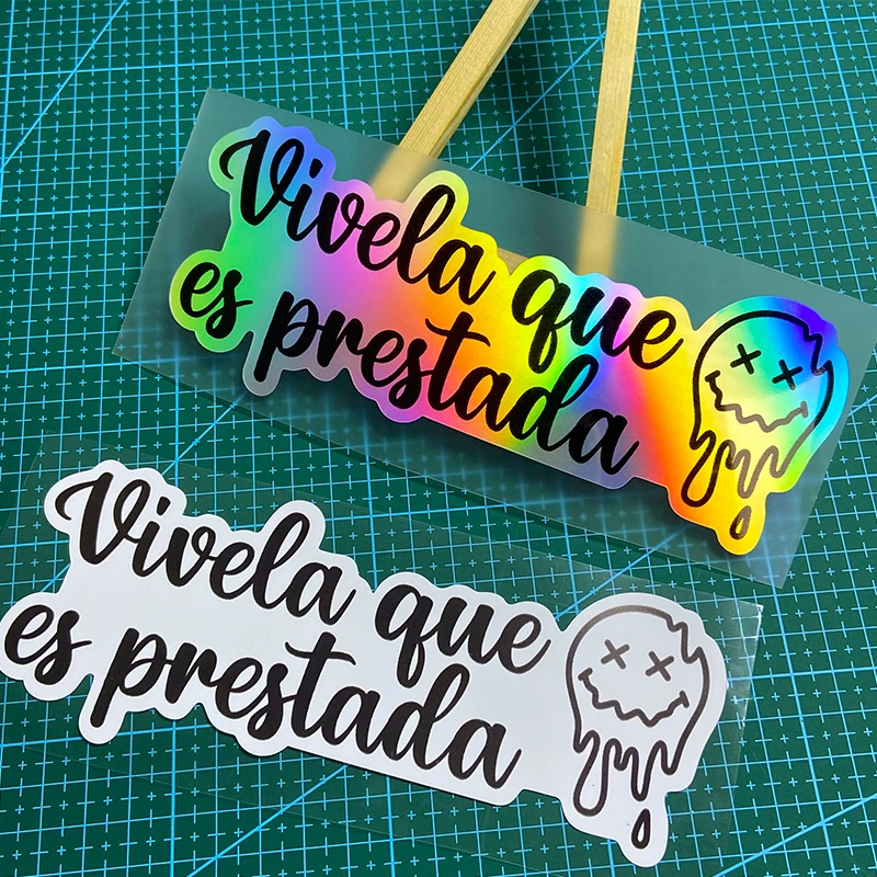 VVELA QUE ES PRESTADA-pegatinas para patinete, calcomanías de vinilo impermeables para carenados de tanque de combustible de motocicleta, decoración española para ventana de coche