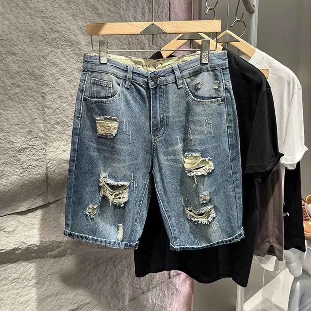 Mens Denim Shorts Summer Ripped Raw Edge American Retro Shorts Slim Fit Versatile Washed Trendy Men Five-Point Denim Shorts 2024