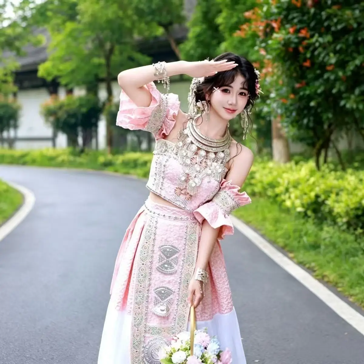 Elegant Pink Hmong Costume, Traditional Chinese Hanfu, National Style Miao Clothing, Halloween Miaojiang Girls Cosplay Costume