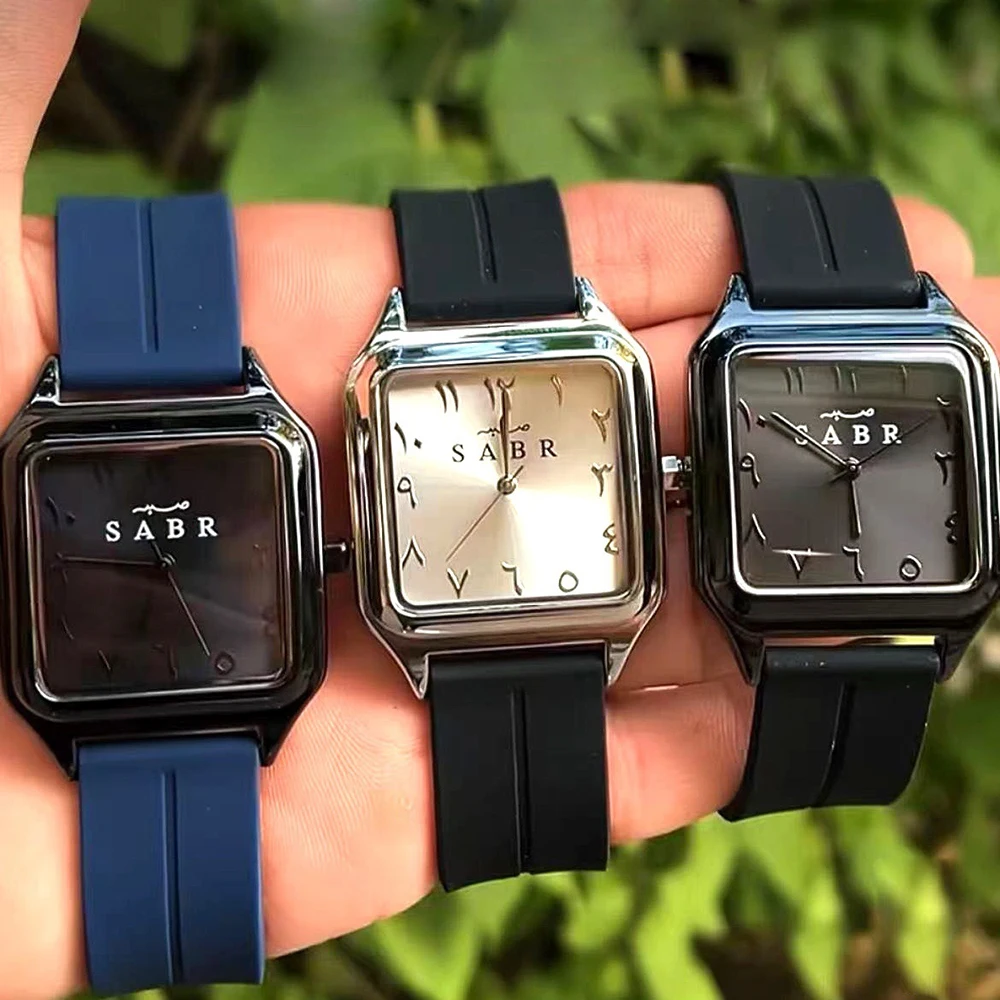 

Часы Sabr с арабскими цифрами 3ATM, водонепроницаемый корпус из сплава, мужские кварцевые наручные часы, силиконовый ремешок, магнитная пряжка, мужские деловые часы