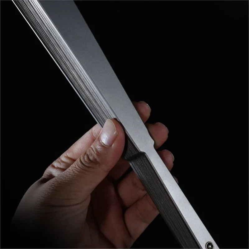 Titanium Alloy Folding Fan Dragon Scale Antique Metal Self-Defense Portable Bone Fan Tai Chi Kung Fu Tactical Fan