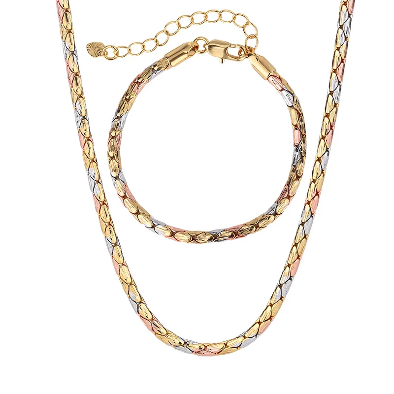 2024  Women's fashion bracelet copper gold plated vintage design necklace plated gold Cuban chain set