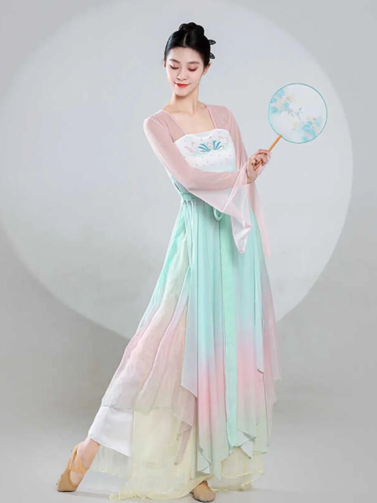 Classical Dance Performance Wear Dancing Dress Exercise Clothing Chinese Classic Dance Folk Dance Costume Female